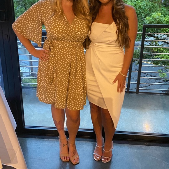 Lulus White Assymetrical Bodycon Dress (M) - Picture 2 of 2